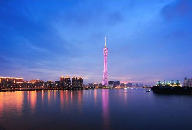 广东的温馨日常，友情、美食与爱的交织